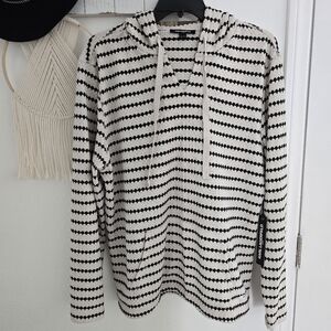 NWT Karl Lagerfeld Black and White Knit Sweater